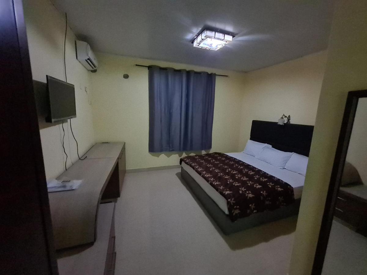 Kings Empire Hotel Freetown Dış mekan fotoğraf